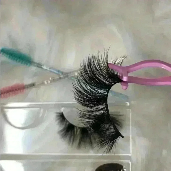 25mm Lash Style Princessa - Picture 3 of 3